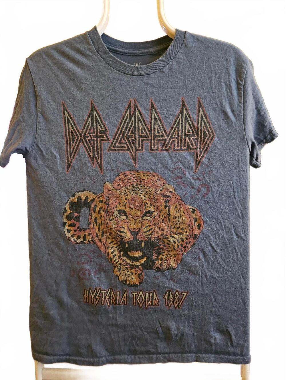 Def Leppard- Hysteria 87 - Women's Small Rock Tee (Kids/unisex) - T-Shirt - EUC